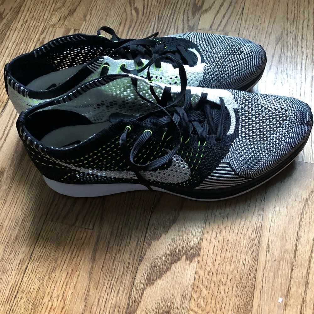 Nike flyknit men’s size 11.5